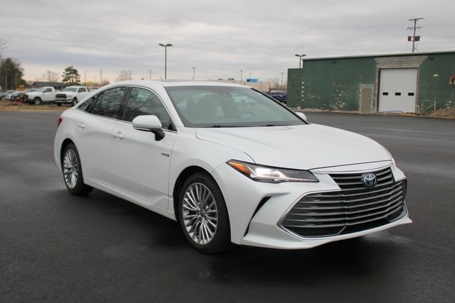 Used 2020 Toyota Avalon Limited with VIN 4T1C21FB2LU017154 for sale in Bay City, MI