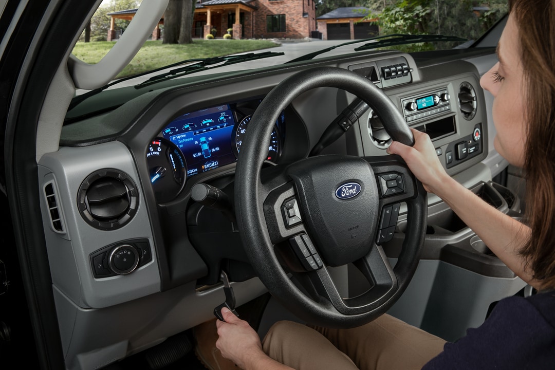  Ford Cutaway truck interior and technology