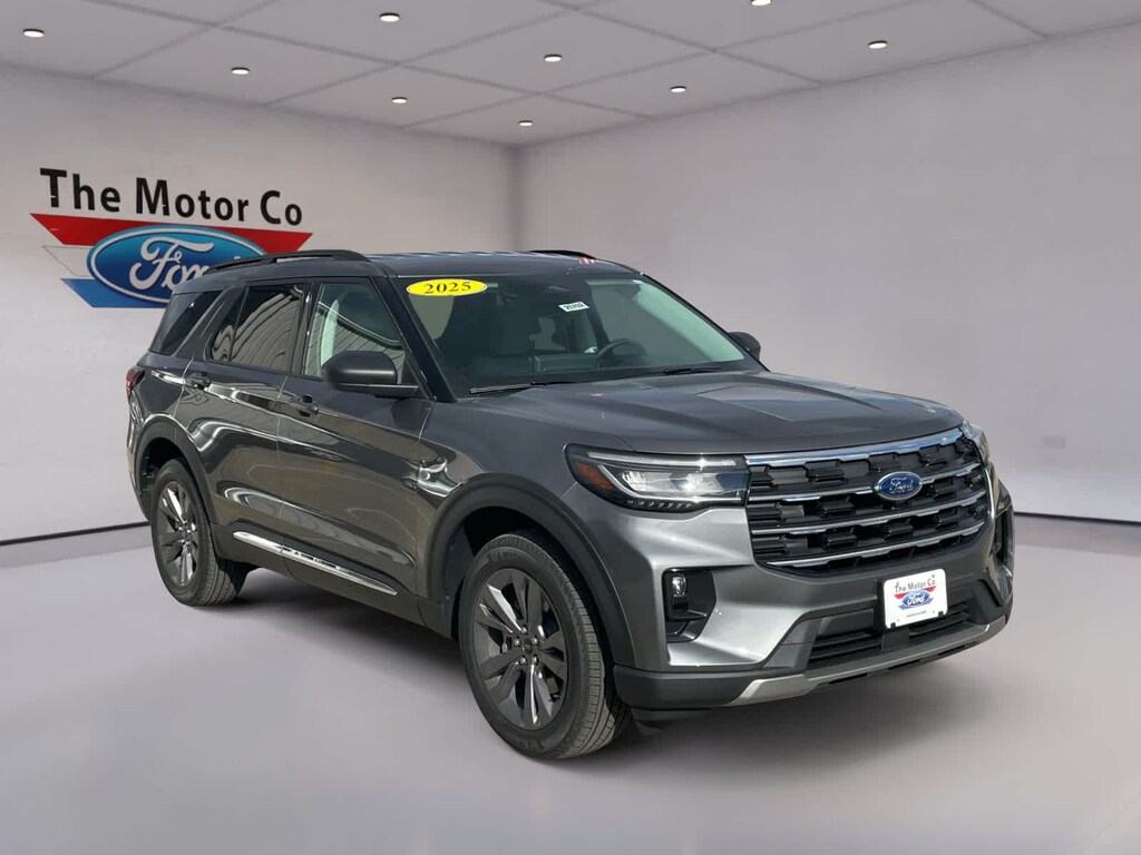 New 2025 Ford Explorer Active SUV