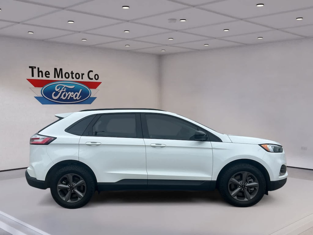 Used 2024 Ford Edge SEL AWD