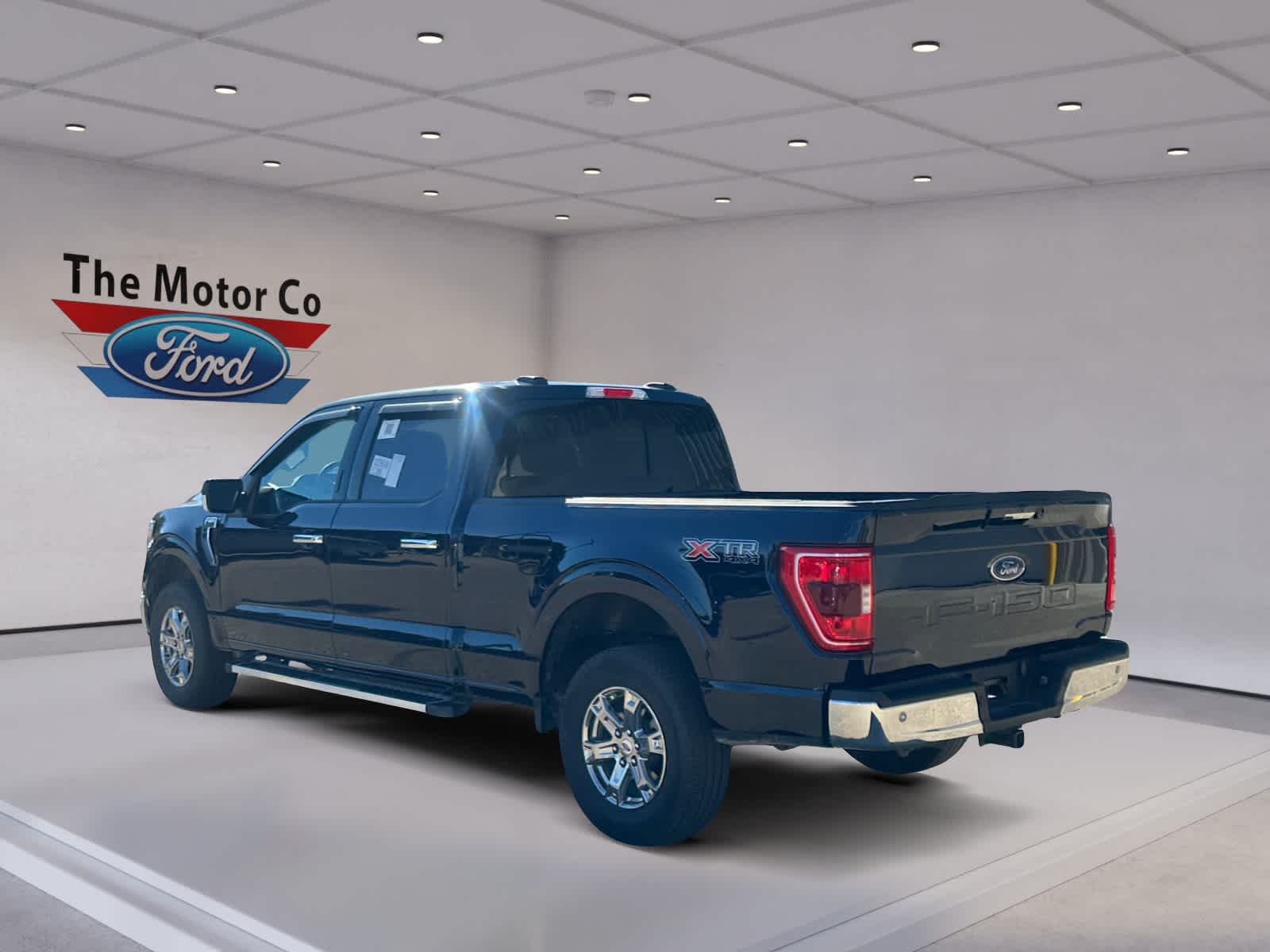 2023 Ford F-150 XLT photo 4