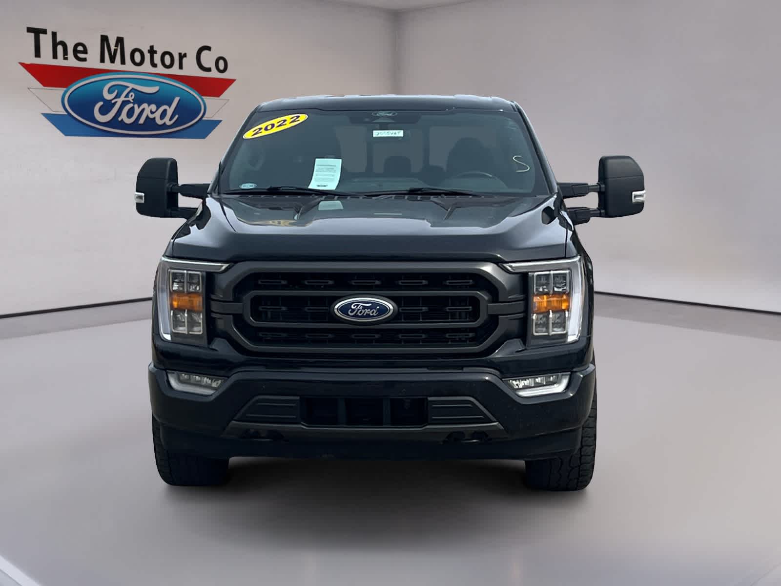 2022 Ford F-150 XLT photo 2