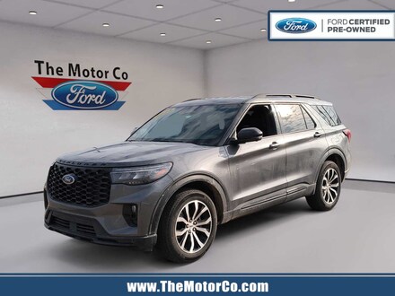 2025 Ford Explorer ST-Line 4WD