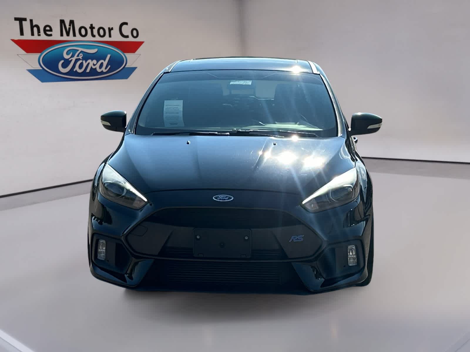 2017 Ford Focus RS photo 2