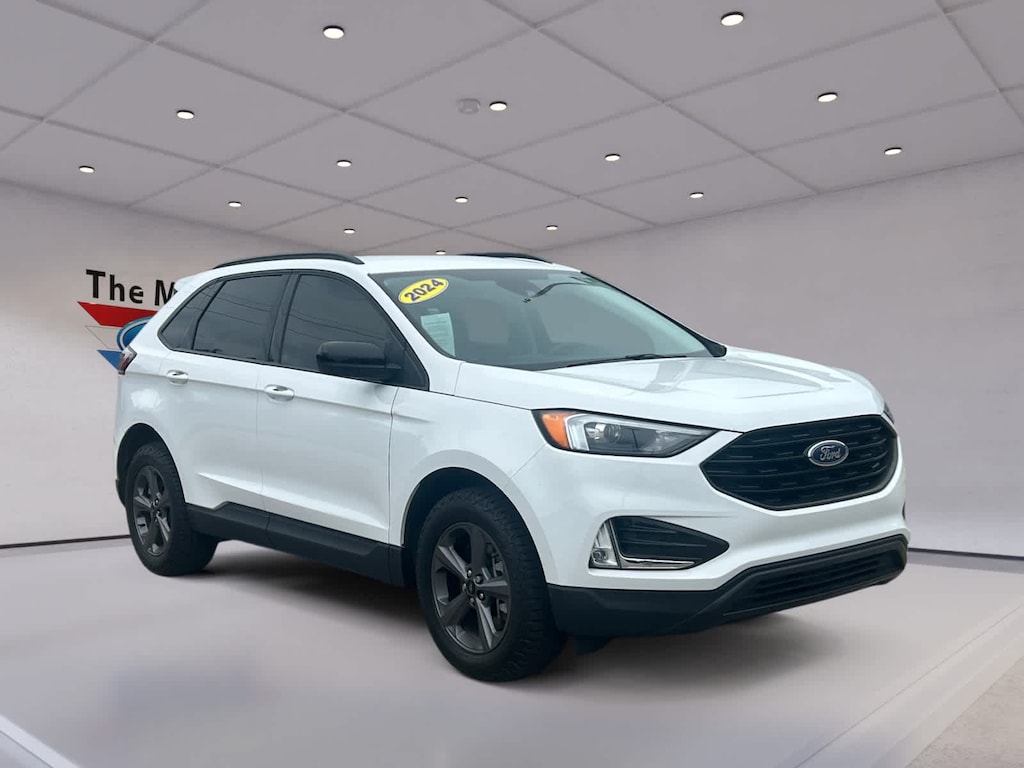 Used 2024 Ford Edge SEL AWD