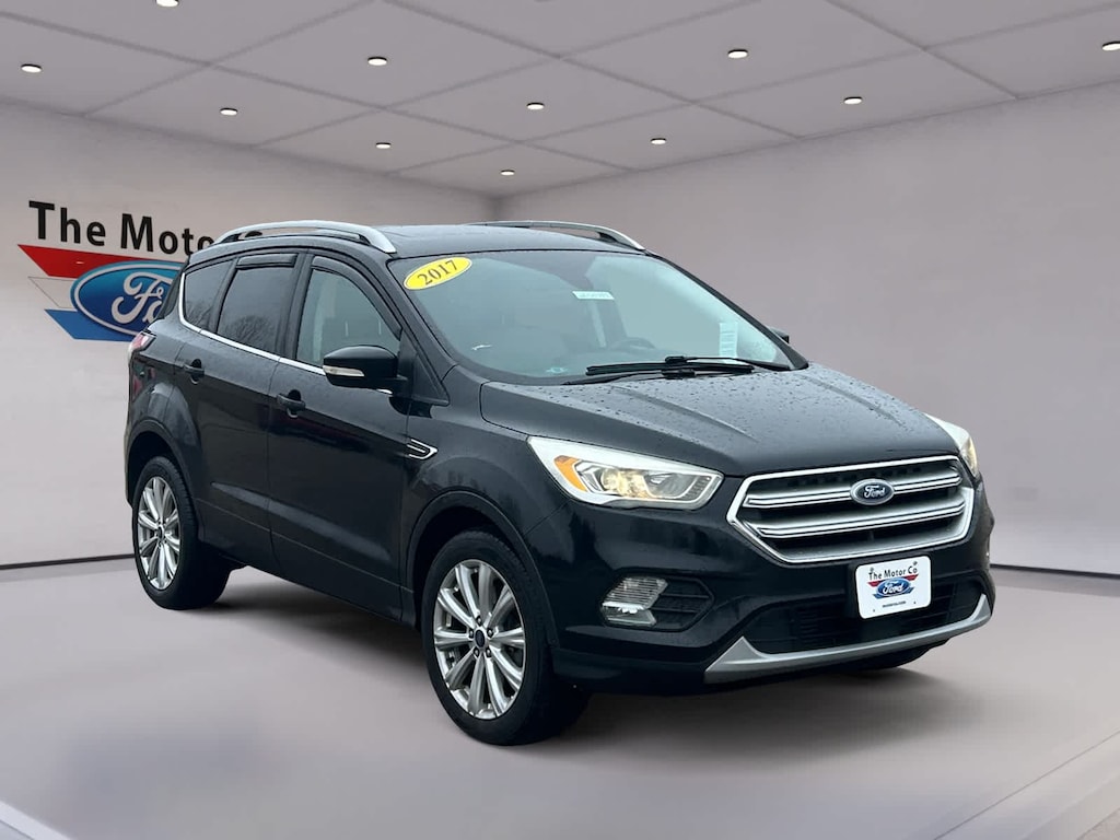 Used 2017 Ford Escape Titanium 4WD