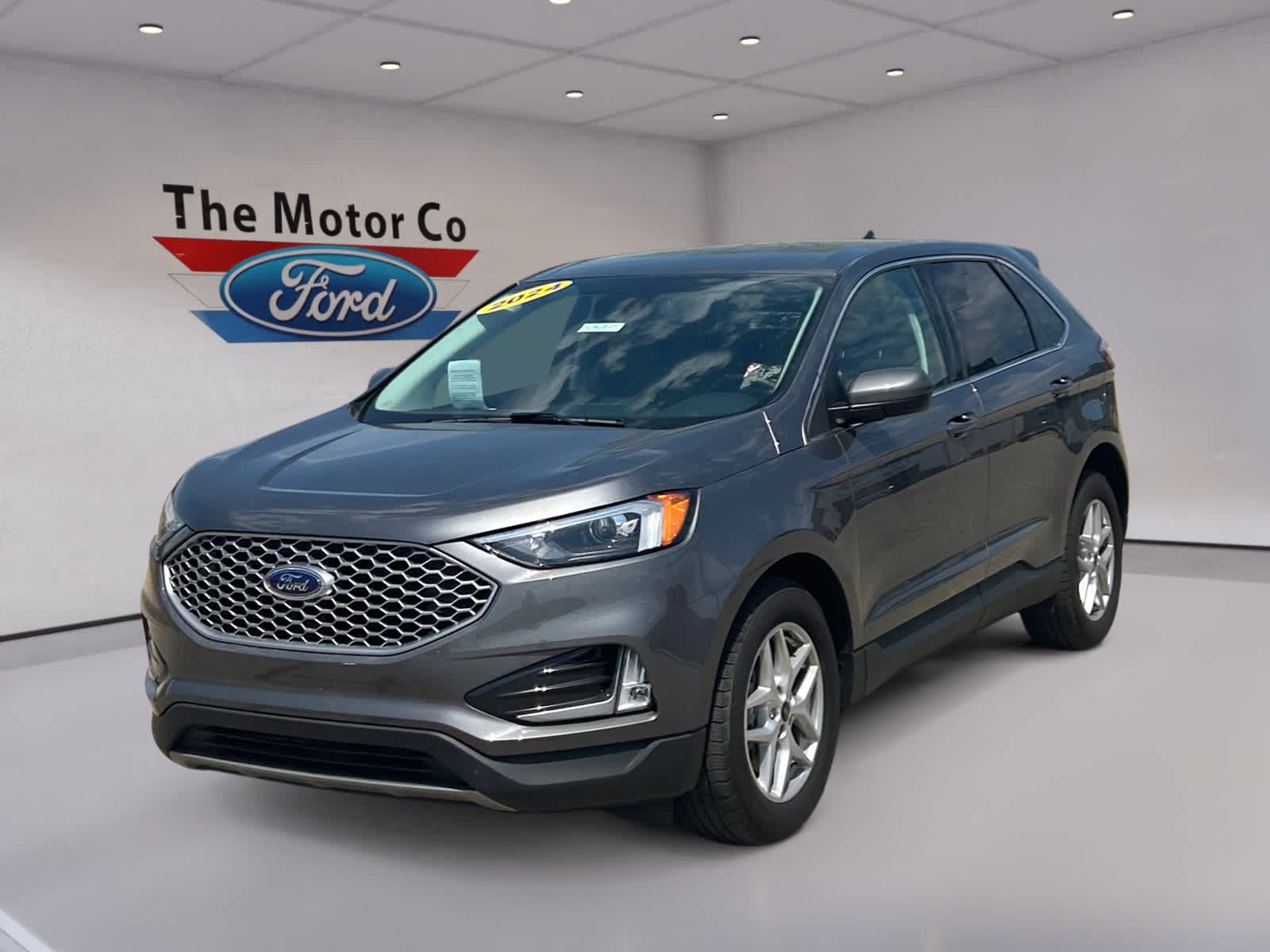 2024 Ford Edge SEL AWD's photo