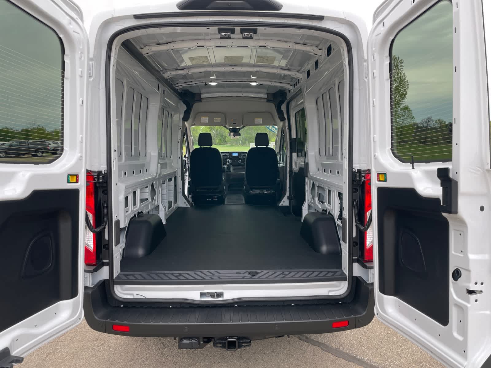 2025 Ford Transit Van Base - Photo 18