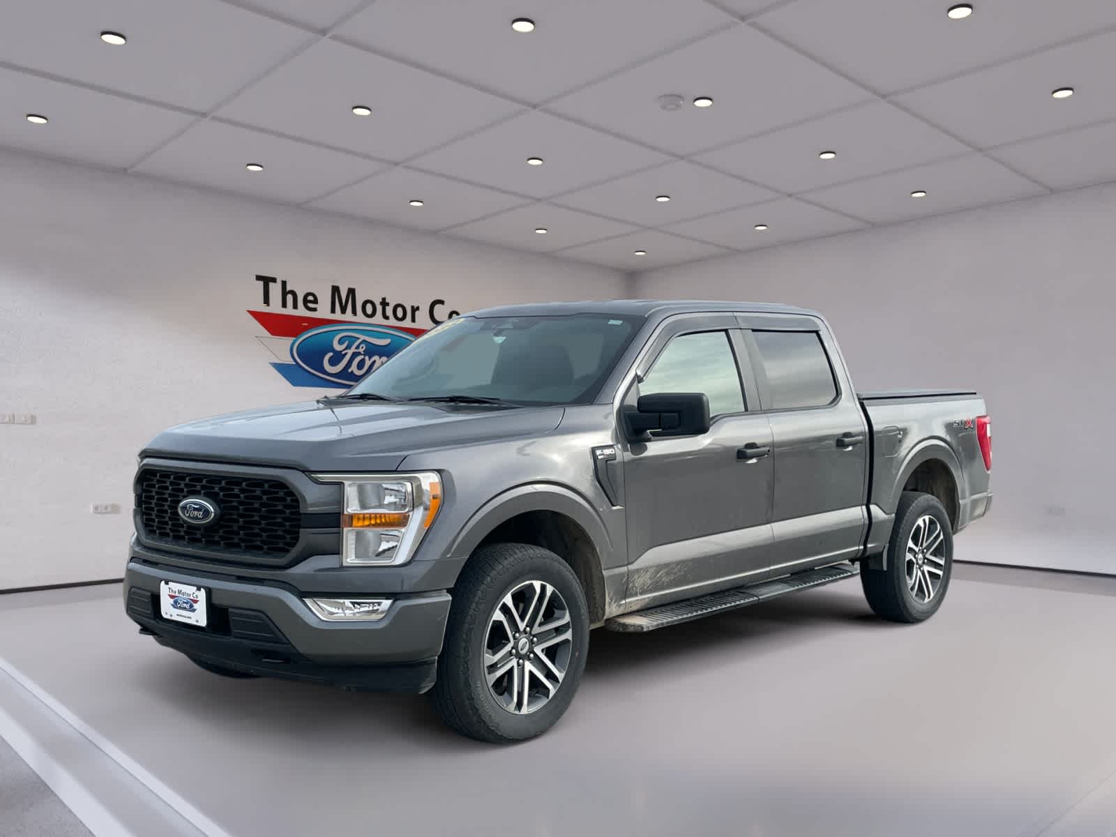 2022 Ford F-150 XL's photo