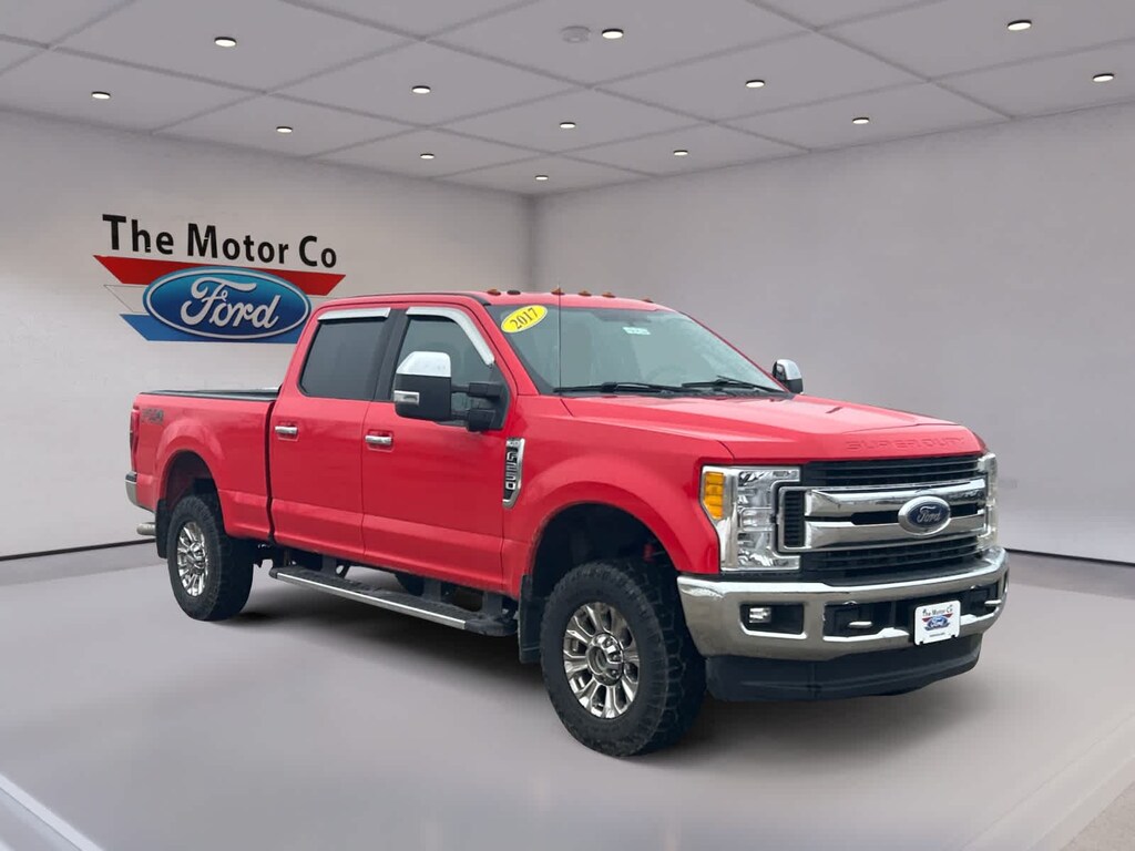 Used 2017 Ford Super Duty F-250 Pickup XLT 4WD Crew Cab 6.75 Box 4WD Crew Cab 6.75 Box