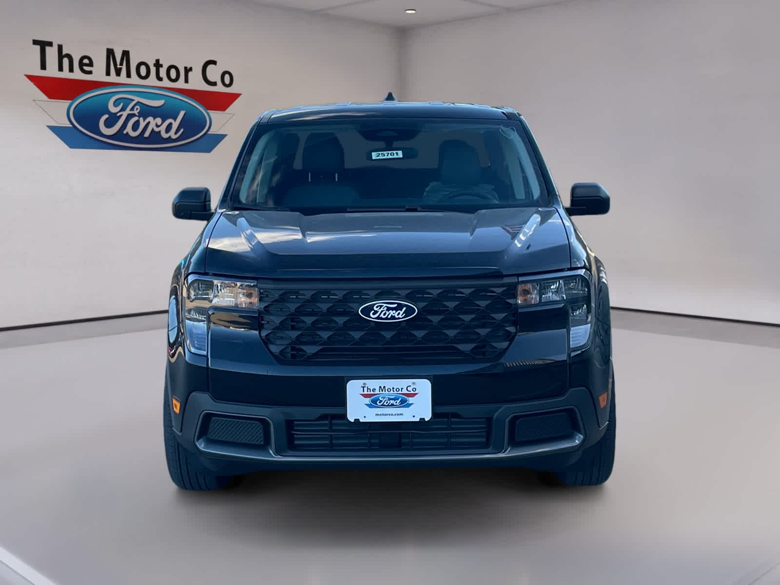 2025 Ford Maverick XLT photo 2