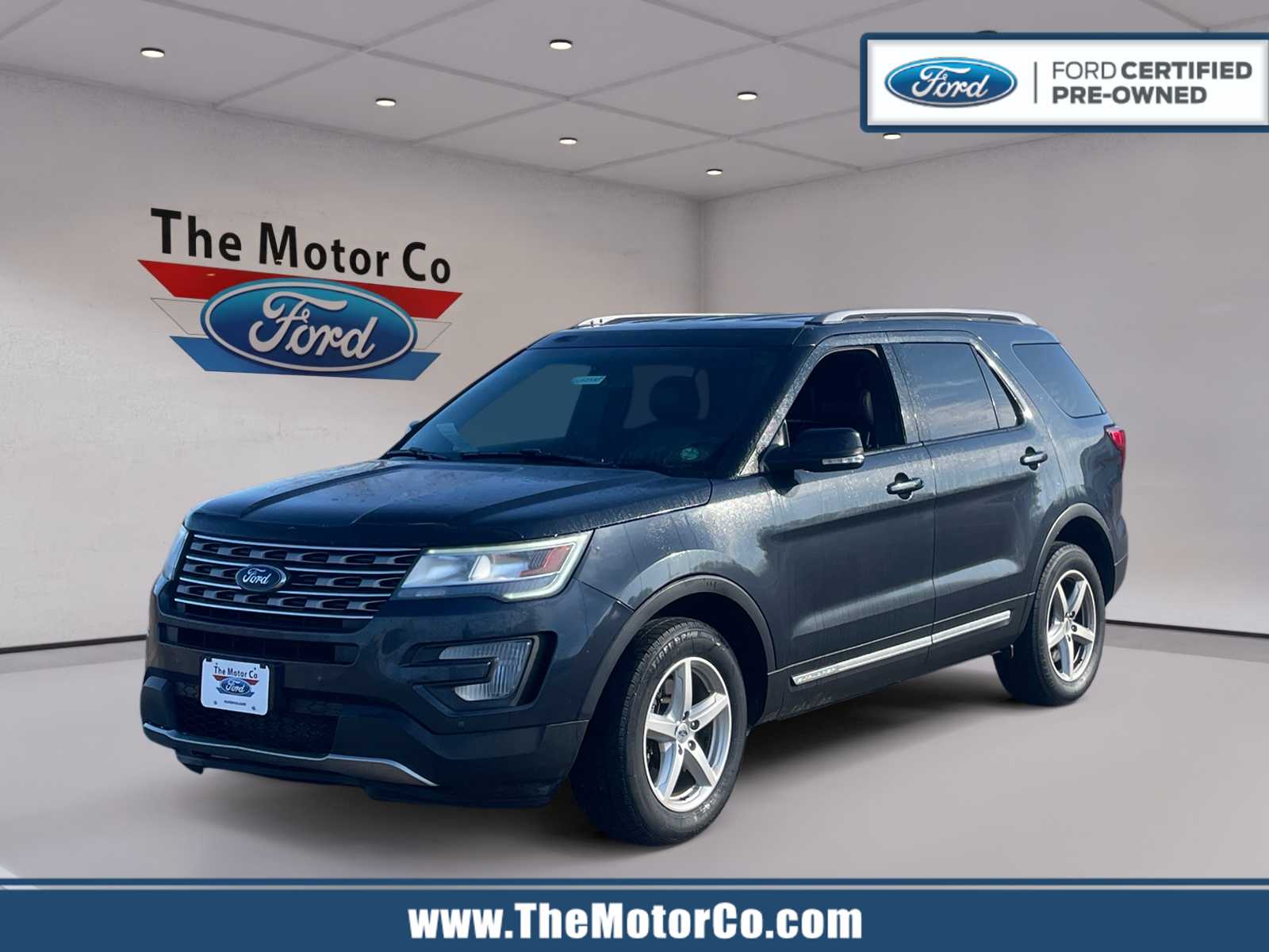 2017 Ford Explorer XLT 4WD's photo