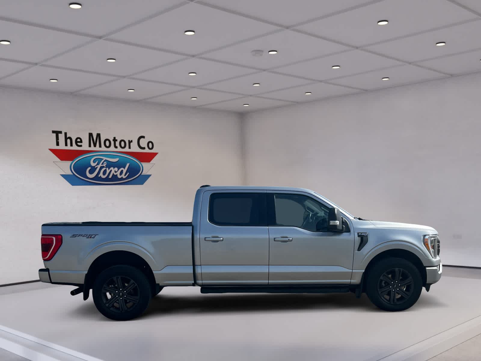 2023 Ford F-150 XLT photo 4