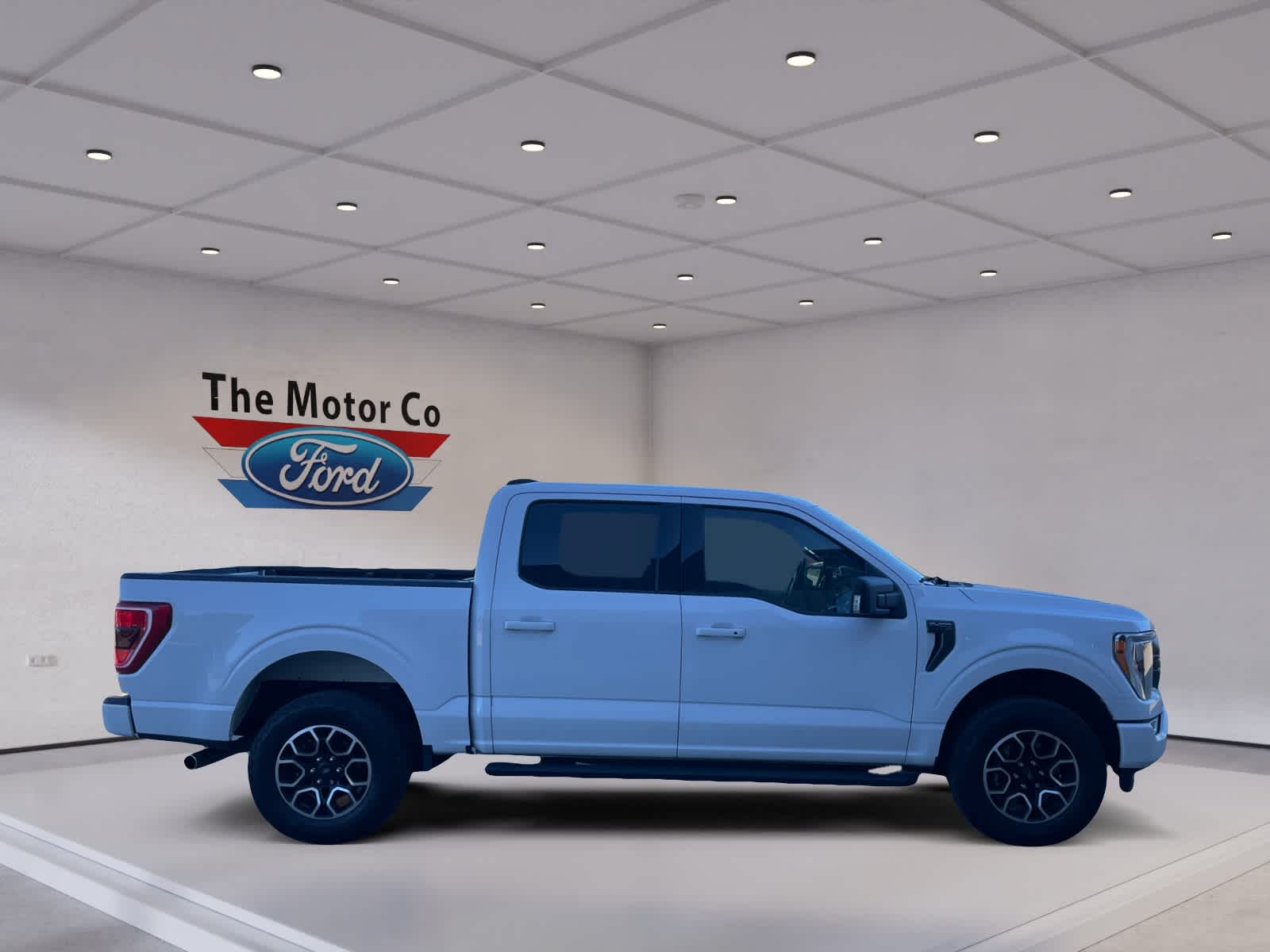 Used 2023 Ford F-150 XLT 4WD Supercrew 5.5 Box 4WD SuperCrew 5.5 Box