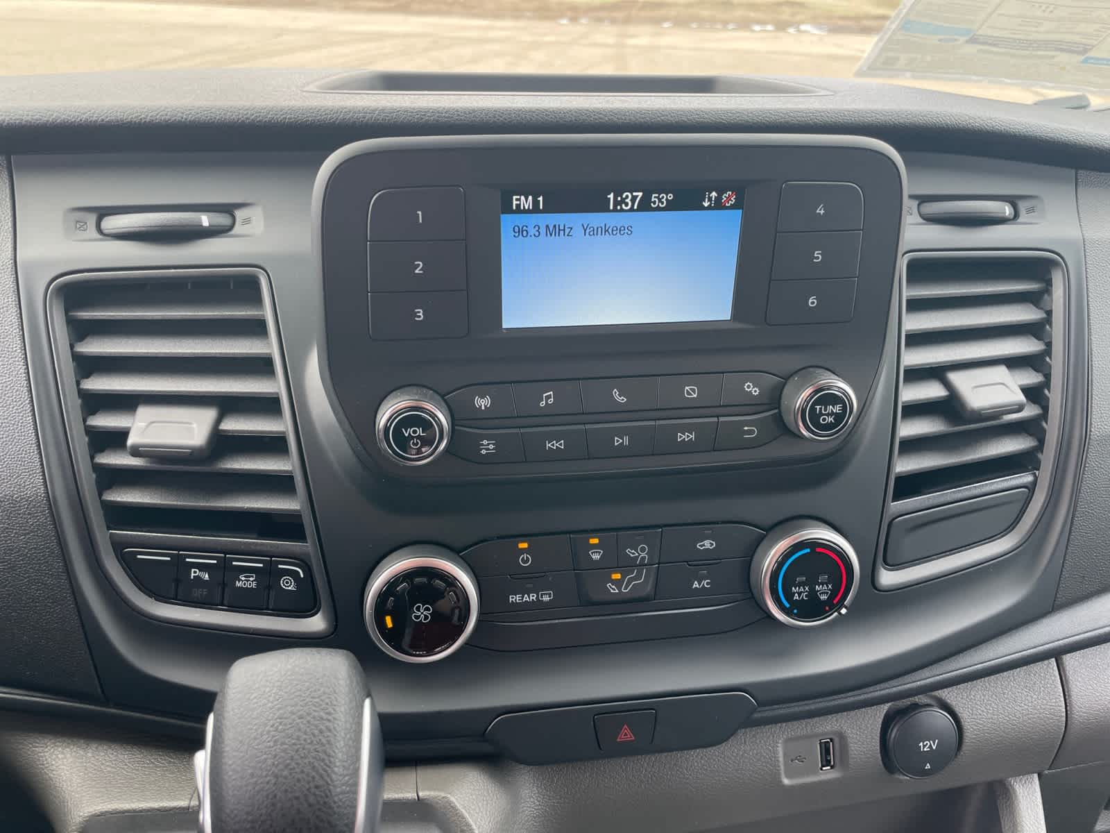 2025 Ford Transit Van Base - Photo 15