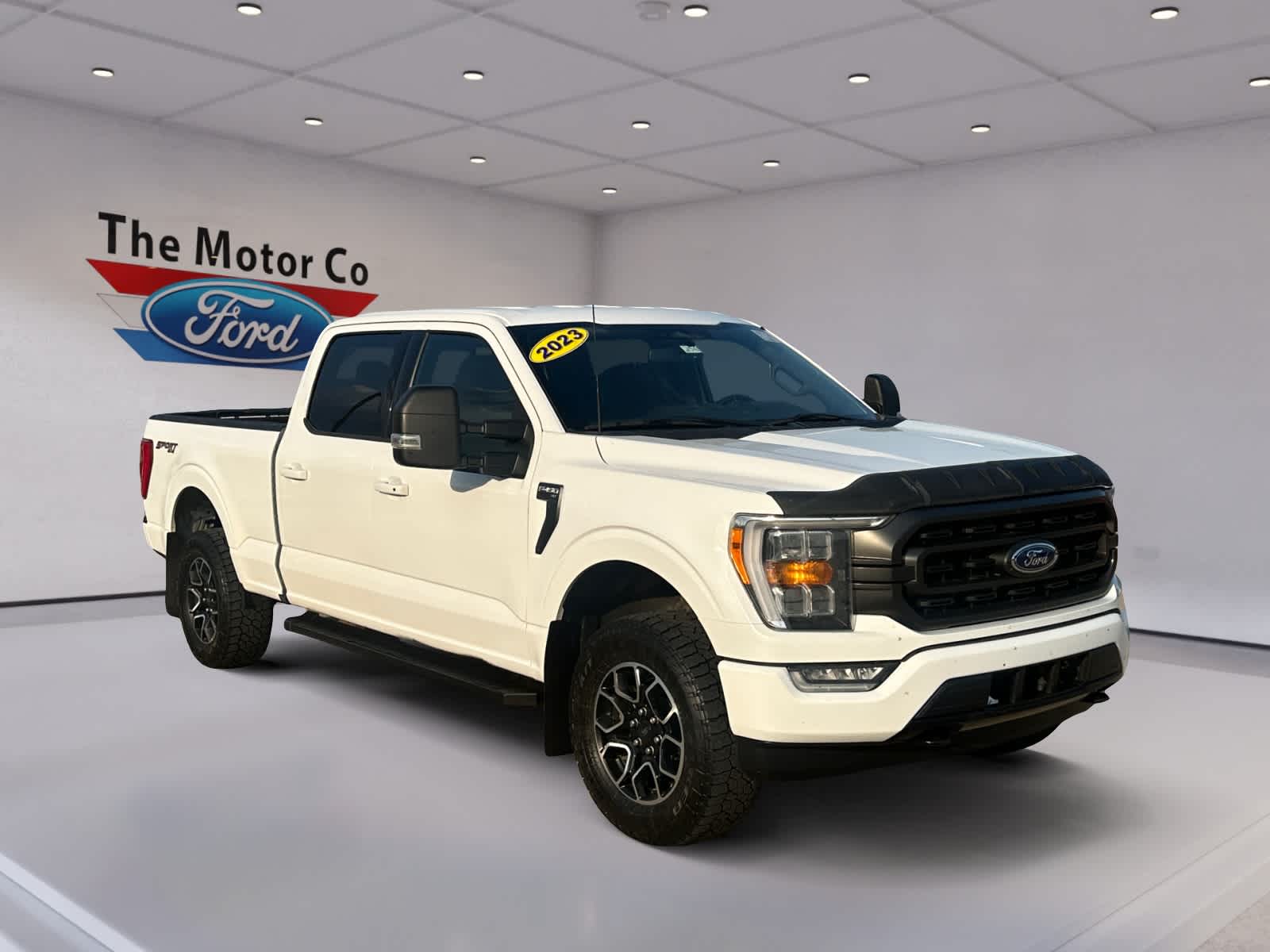 2023 Ford F-150 XLT photo 3