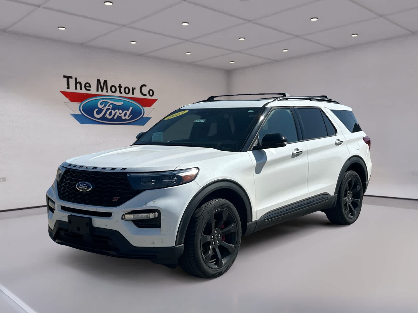 2023 Ford Explorer ST 4WD's photo