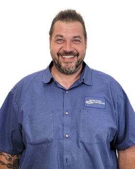 Staff member Adam from ID_20a036