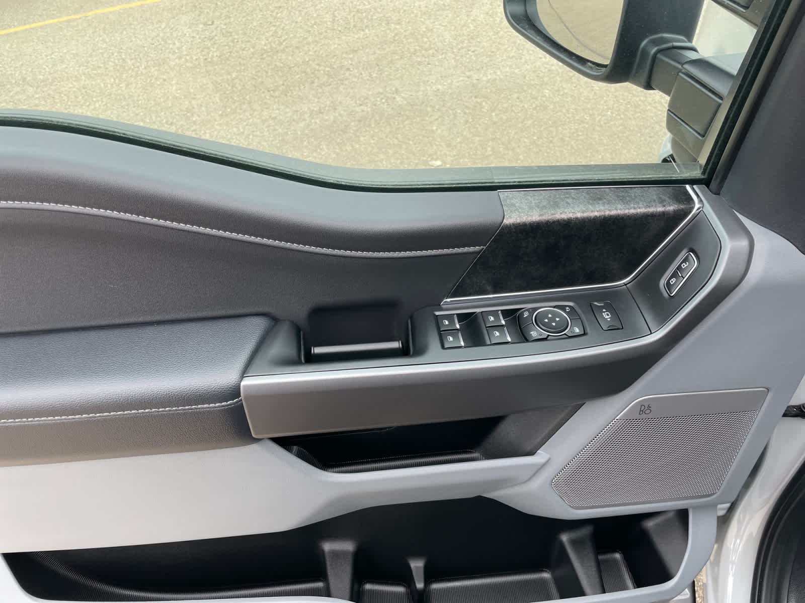 2026 Ford F-250 Super Duty XLT - Photo 10