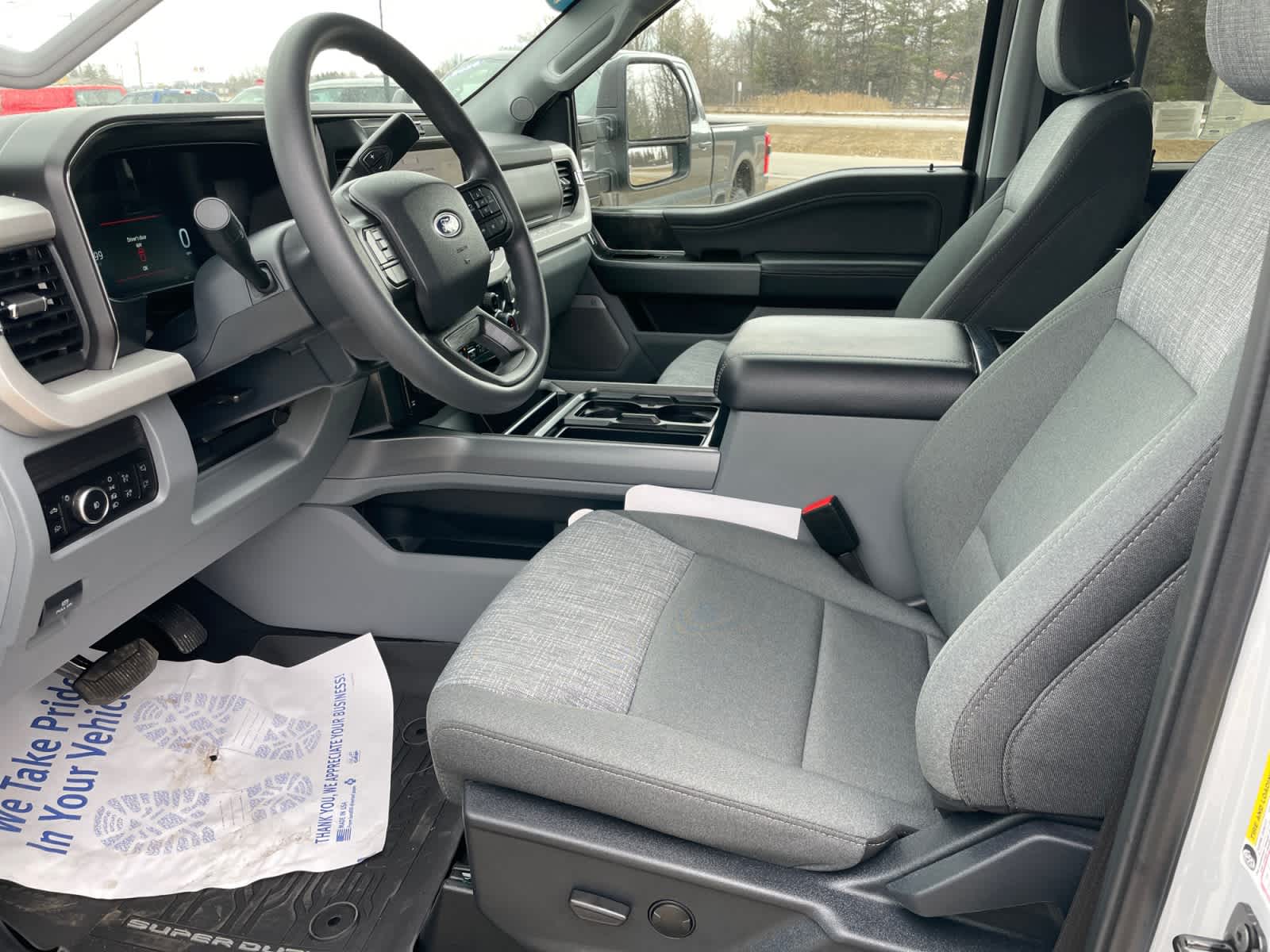 2026 Ford F-250 Super Duty XLT - Photo 9