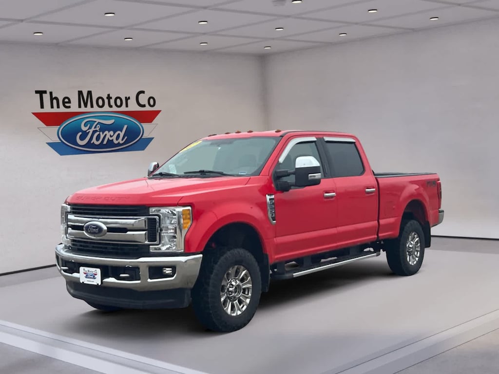 Used 2017 Ford Super Duty F-250 Pickup XLT 4WD Crew Cab 6.75 Box 4WD Crew Cab 6.75 Box