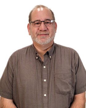 Staff member Bob B from ID_6d1a5a