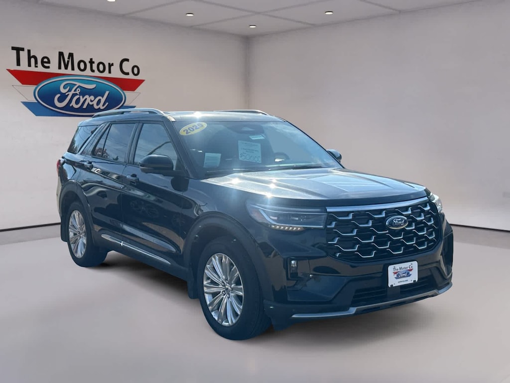Certified 2025 Ford Explorer Platinum 4WD