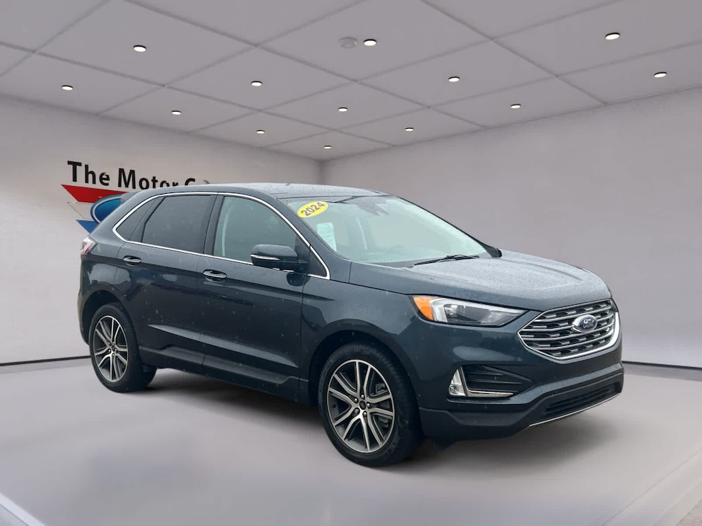 Used 2024 Ford Edge Titanium AWD