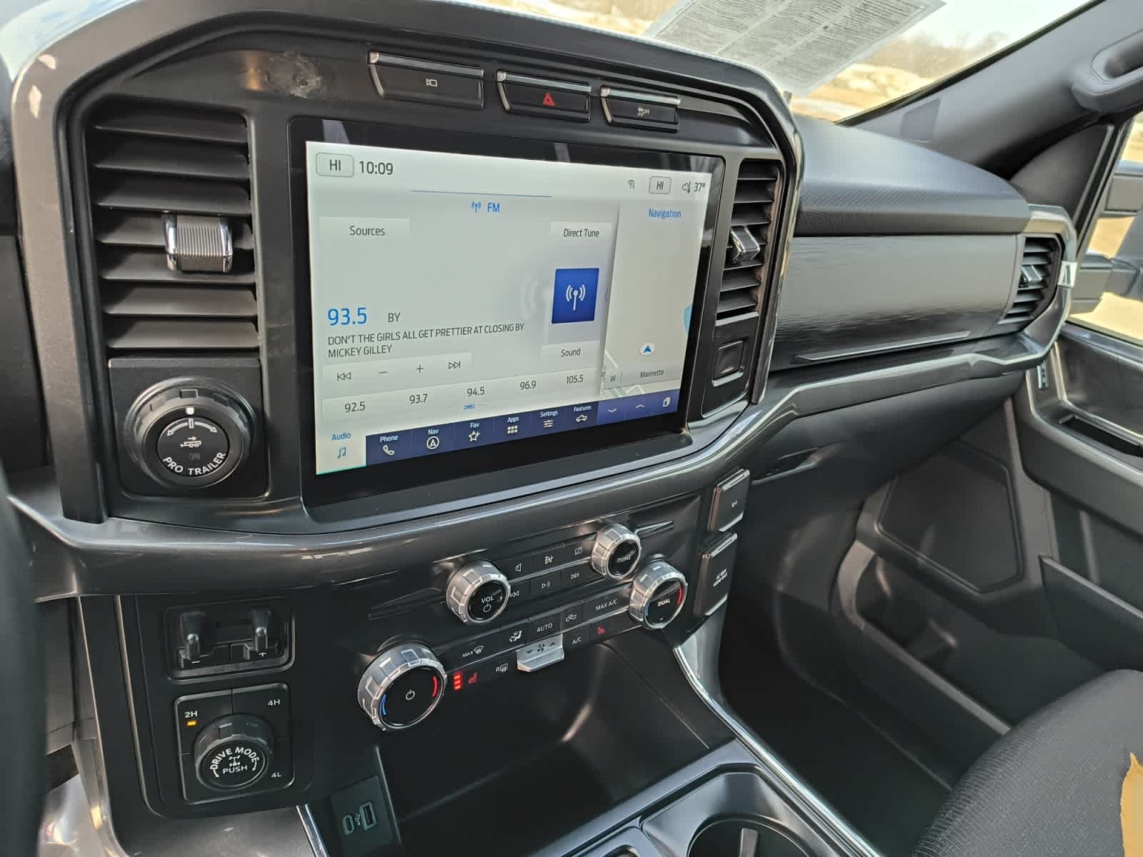 2023 Ford F-150 XLT - Photo 15