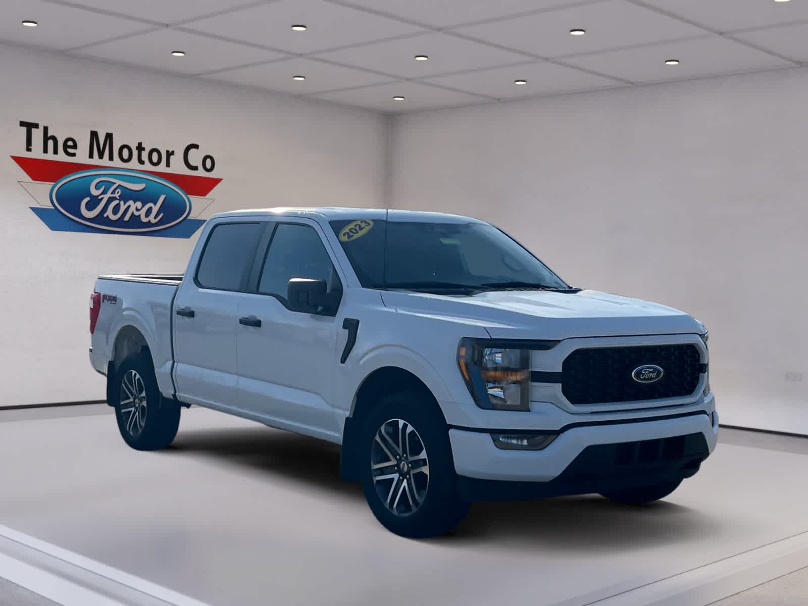 2023 Ford F-150 XL photo 3