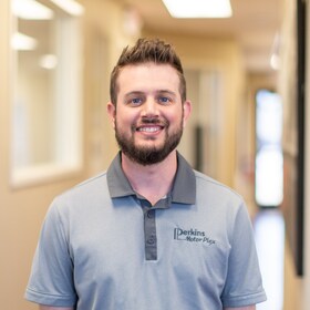 Staff member Austin Winn from ID_b9dd1d1c3f94