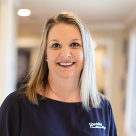 Staff member Jana Keller from ID_f2b3bfe9c45a