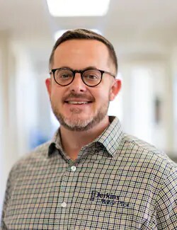 Staff member Scott Clapp from ID_5699cd74820f