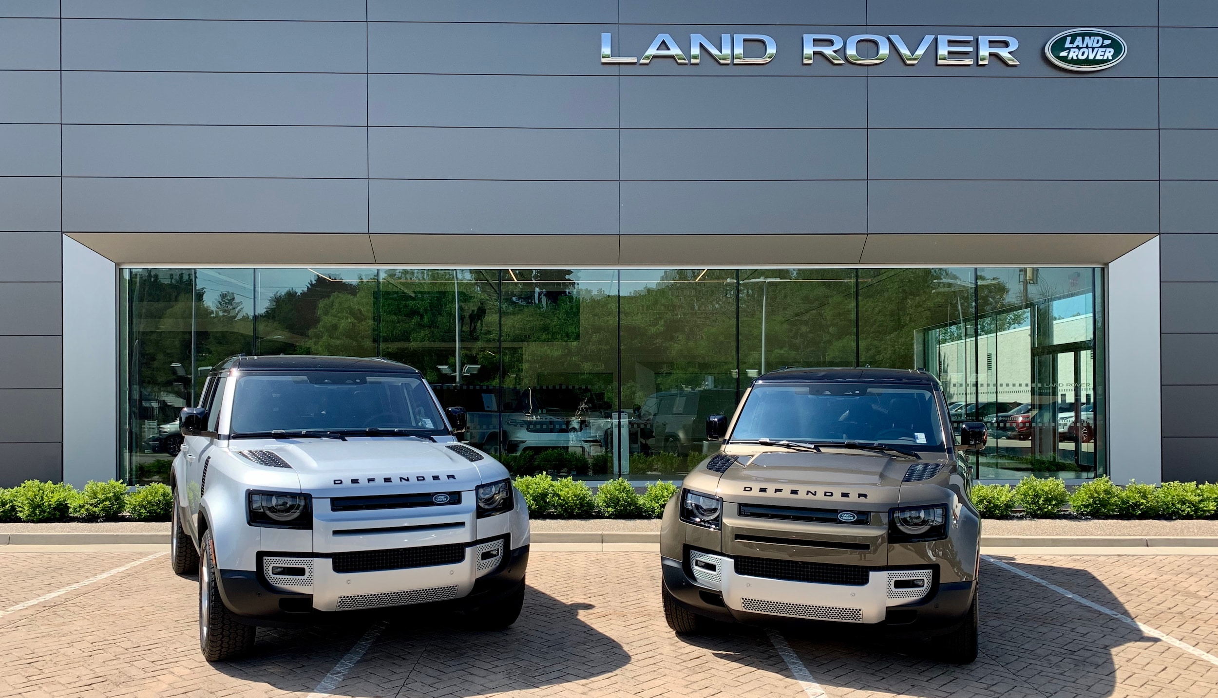 New 2020 Mini, BMW, Land Rover, Jaguar and Used Car Dealer Serving