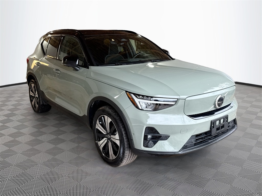 Used 2023 Volvo XC40 Recharge Pure Electric Twin Plus SUV