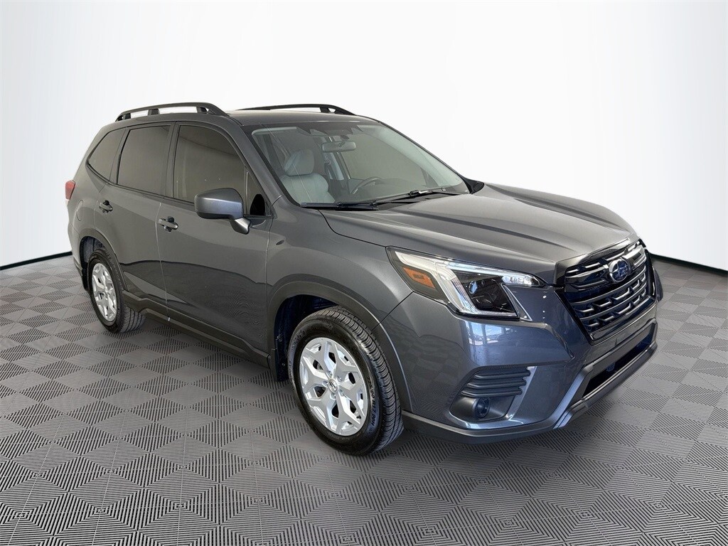 2024 Subaru Forester Base photo 3