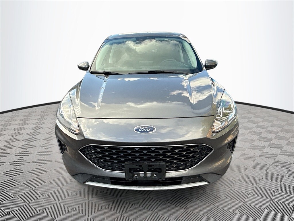 2021 Ford Escape SE photo 2