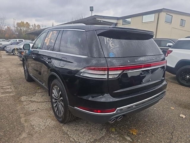 2023 Lincoln Aviator Reserve photo 3