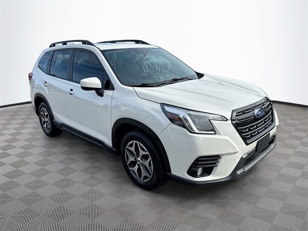 Used 2023 Subaru Forester Premium SUV