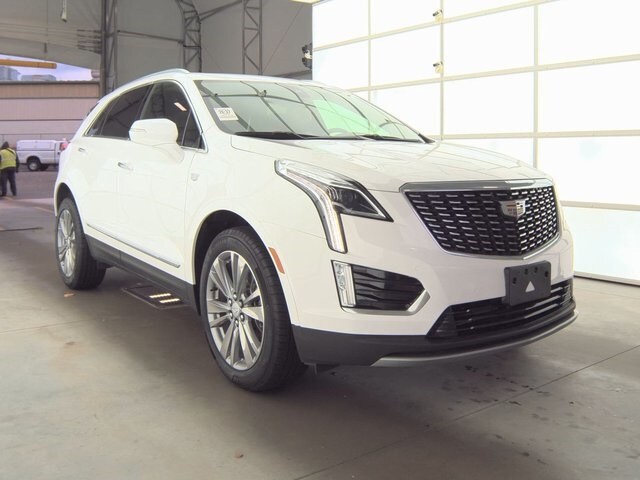 2024 Cadillac XT5 Premium Luxury photo 3
