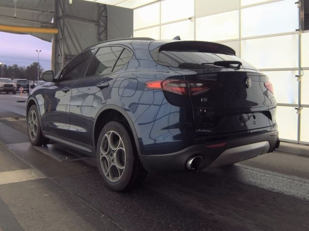 Used 2018 Alfa Romeo Stelvio Base SUV
