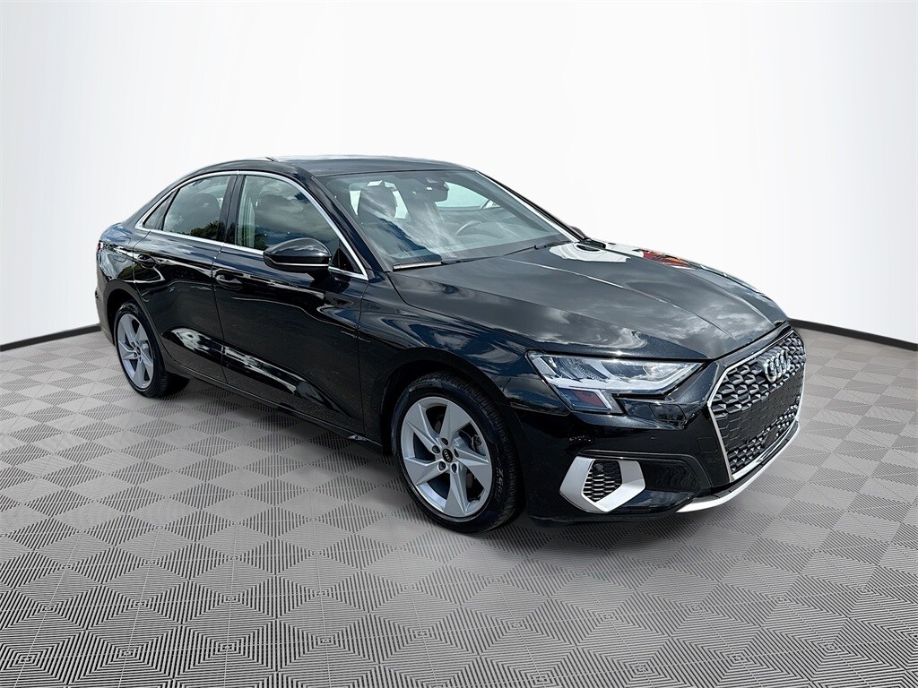 2022 Audi A3 40 Premium photo 3