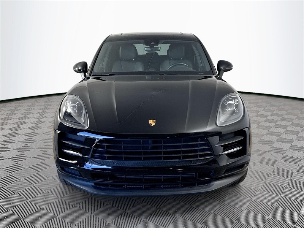 2021 Porsche Macan Base photo 2
