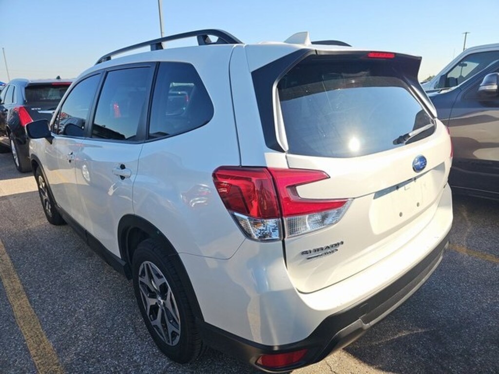 Used 2023 Subaru Forester Premium SUV