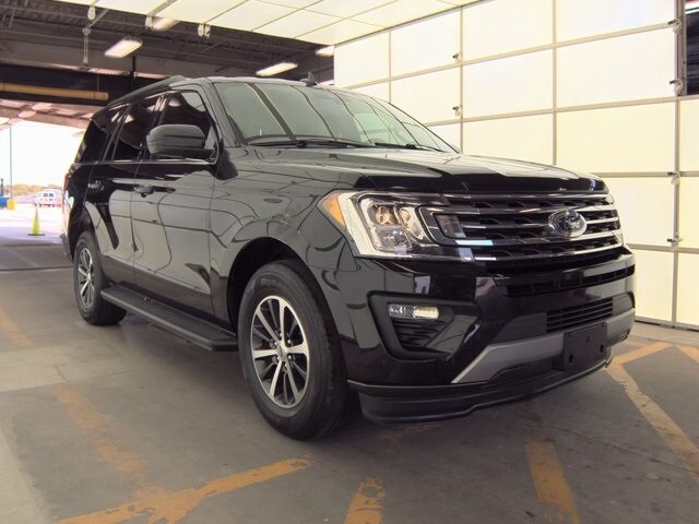 2021 Ford Expedition XLT photo 2