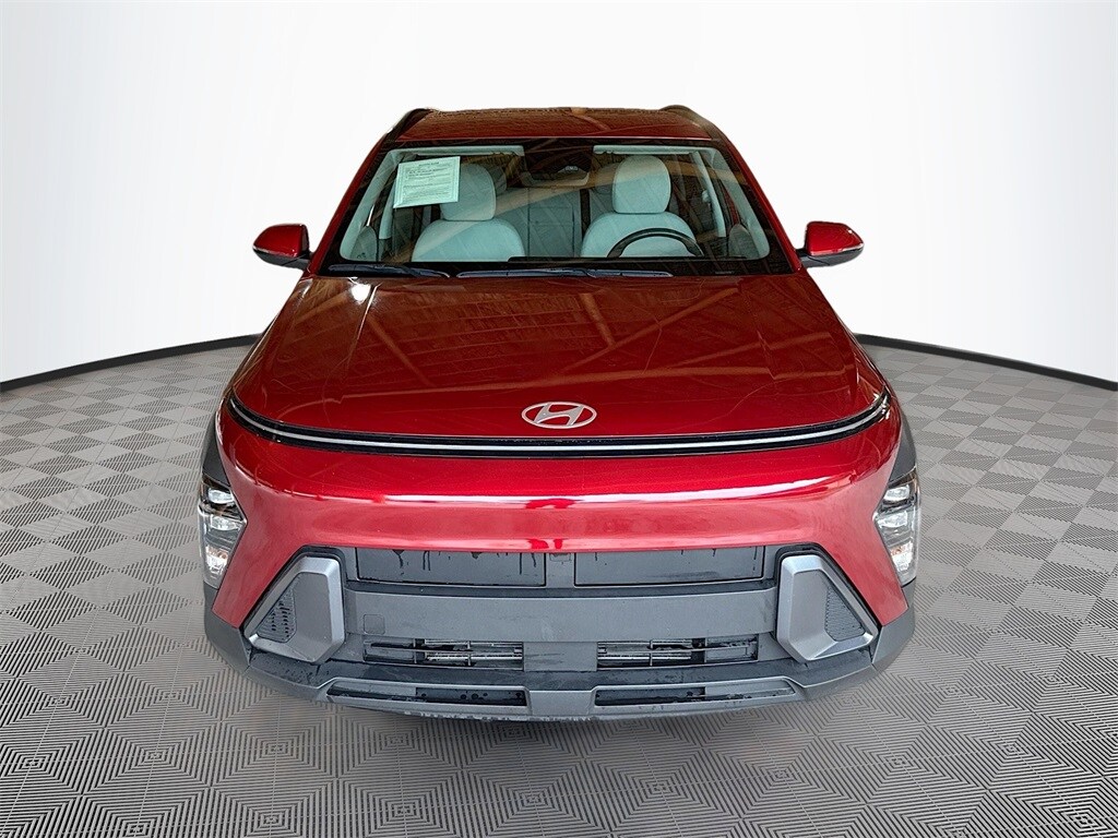 2024 Hyundai Kona SEL photo 2