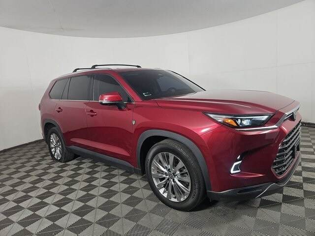 2024 Toyota Grand Highlander Platinum photo 3