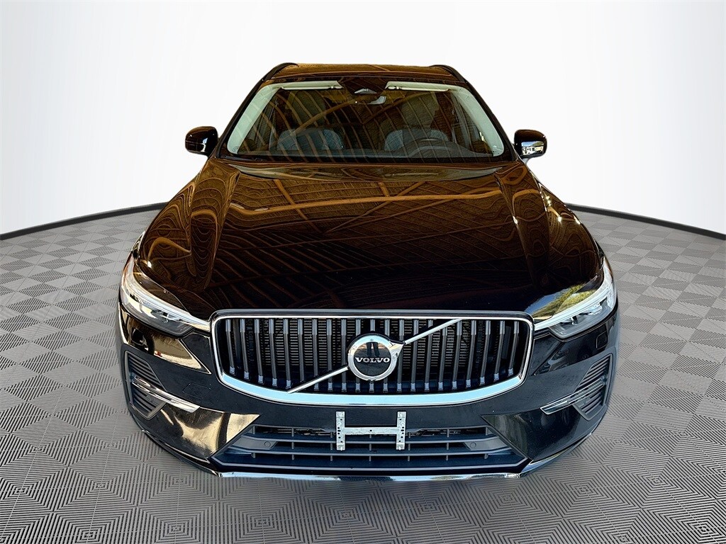 Used 2023 Volvo XC60 B5 Core SUV