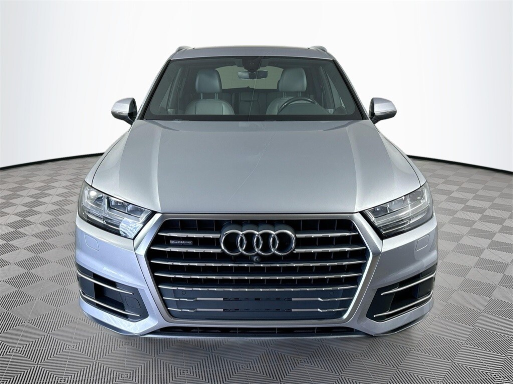 2019 Audi Q7 45 Premium Plus photo 2