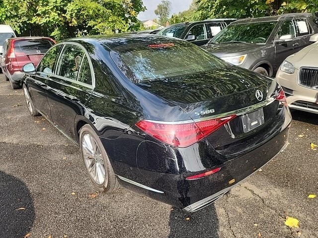 2022 Mercedes Benz S 580 4MATIC photo 3